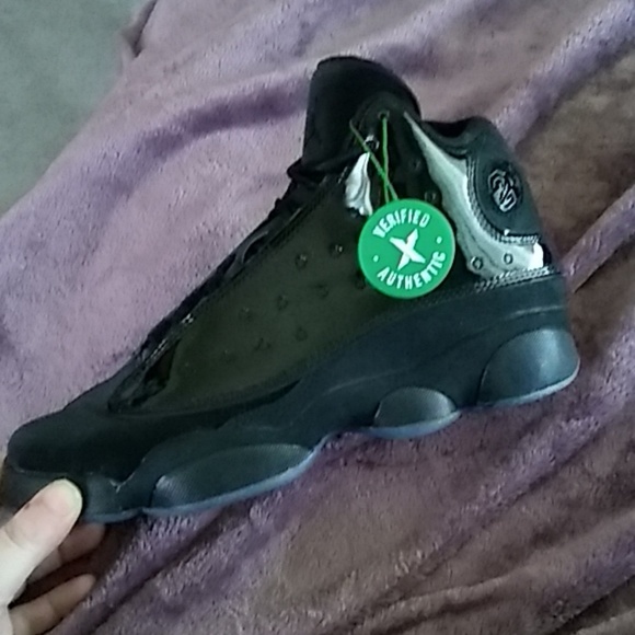 Jordan retro 13 cap and gown *SOLD* - Picture 2 of 5
